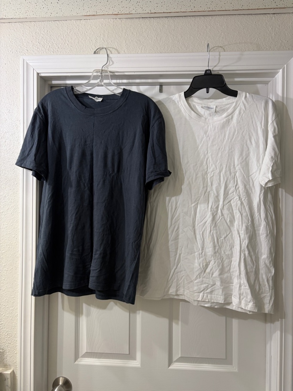 BUNDLE Two Men’s Hutspot Classic CrewNeck Shirts